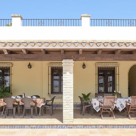 Villa Fuentes Solo Familias Кониль-де-ла-Фронтера Экстерьер фото